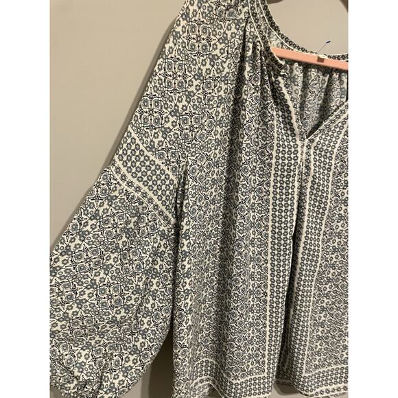 Max Studio Peasant Blouse Navy Border Print $118 Plus Size 1X Flowy Long Sleeves - Picture 4 of 7